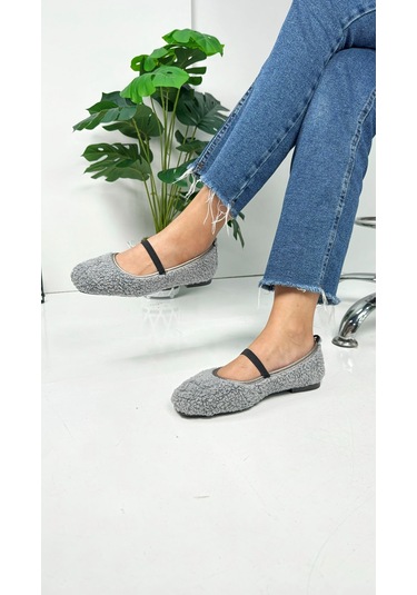 Günlük Kadın Babet Peluş Lastikli Oval Burunlu Alçak Topuklu Tırtıklı Tabanlı Ayakkabı 369 Gri Günlük Kadın Babet Peluş Lastikli Oval Burunlu Alçak Topuklu Tırtıklı Tabanlı Ayakkabı 369 Gri