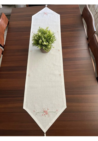 Rokoko Nakışlı Keten Ekru Renk Runner Masa Ve Tv Konsol Örtüsü Ekru