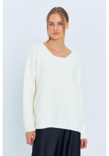 6901 Kadın Yumuşak Dokulu Basic Kazak Beyaz Beyaz