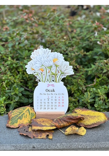 2026 Ahşap Ayaklı Çiçekli Mini Özel Tasarım, Masaüstü Takvim, Papatyalı Çiçek Buketi - Yeni Yıl