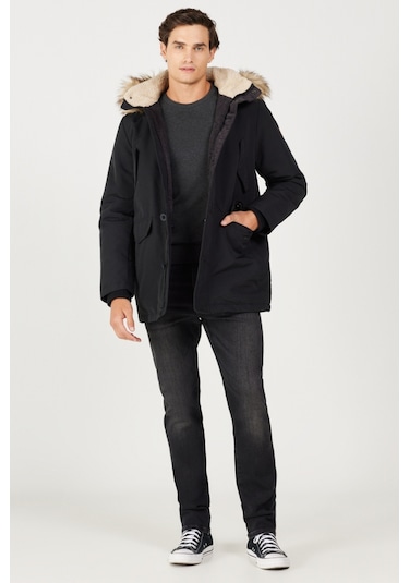Wrangler Regular Fit Normal Kesim Dik Yaka Erkek Siyah Parka Mont W4D0Wx100 Siyah