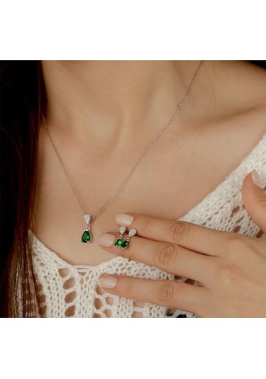 Yeşil Damla Taşlı Pırlanta Modeli Gümüş Set