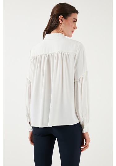 Lela Regular Fit Dikiş Detaylı Düz Yaka Balon Kol Bayan Gömlek 611Go00003 Ekru
