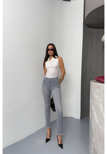 Lacarino 7413 Mia Kadın Jean Pantolon Açık Gri Lacarino 7413 Mia Kadın Jean Pantolon Açık Gri