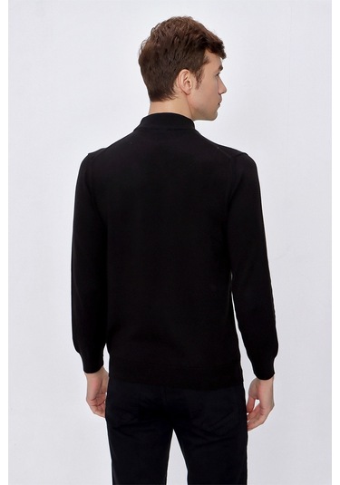 Basic Dinamik Fit Rahat Kesim Yarım Balıkçı Yaka Triko Kazak Bej