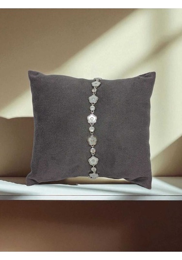 Çiçek Figürlü Parlak Ve Şık 925 Ayar Gümüş Bileklik Zarif Ve Gösterişli Tasarım Gümüş