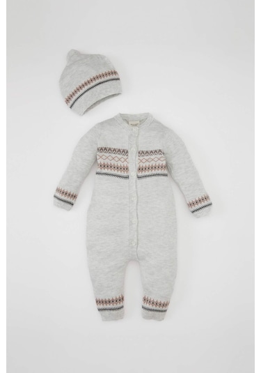 DeFacto Erkek Bebek Yenidoğan 2'li Takım Düğmeli Uzun Kollu Tulum Bere C9595A524AUGR503 Gri DeFacto Erkek Bebek Yenidoğan 2'li Takım Düğmeli Uzun Kollu Tulum Bere C9595A524AUGR503 Gri