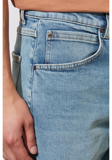 Regular Fit Normal Kesim Normal Bel Açık Mavi Esnek Jean Kot Şort L231141404 Açık Mavi Regular Fit Normal Kesim Normal Bel Açık Mavi Esnek Jean Kot Şort L231141404 Açık Mavi