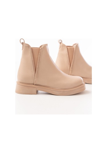 02-02 Nut Taş Aksesuarlı Lastikli Günlük Kadın Bot Beyaz