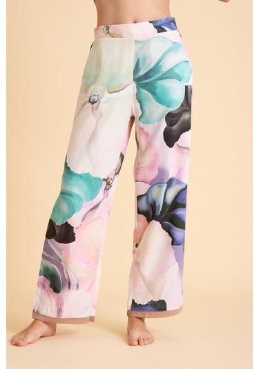 Paradise Çiçek Desenli Önden Düğmeli, Kısa Kollu Viskon İpeksi Pijama Takım Desenli