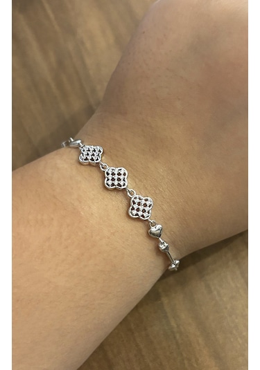 Kadın Kalp Detay Taşlı Yonca Model Gümüş Bileklik Silver