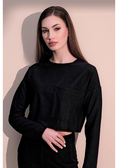 Kadın Siyah Kendinden Dokulu Cepli Crop Sweatshirt, Salaş Kesim Siyah