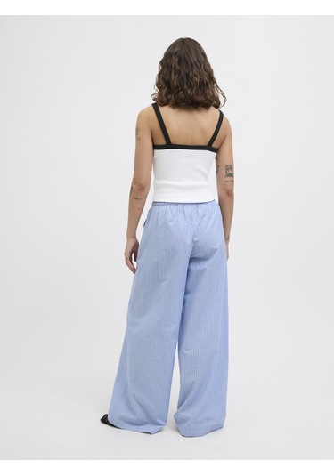 Streç Kalip Nakis Islemeli Kare Yaka Bluz - Fifi - 12276337 Bright White