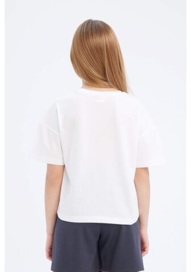 DeFacto Kız Çocuk Relax Fit Bisiklet Yaka Basic Düz Kısa Kollu Tişört Z5095A625SMWT34 Beyaz