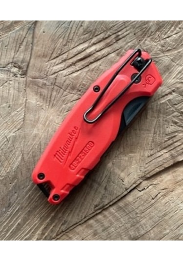Milwaukee Pro Metal Katlanır Maket Bıçağı Fastback Compact 16cm