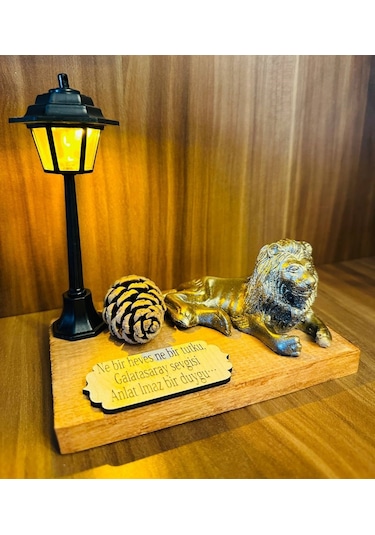 Galatasaray Özel Tasarım Hediyelik Biblo Işıklı Aslan Biblo
