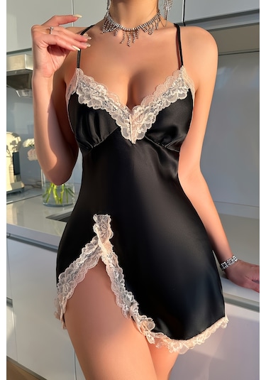 Merry See Dantel Büzgü Detaylı Yırtmaçlı Saten Gecelik Siyah