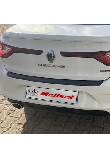 Renault Megane 4 Arka Tampon Eşiği Mat Siyah 2016 Ve Sonrası Uyum