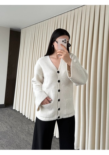 Laluvia Düğmeli Basic Hırka - 4622 Kemik