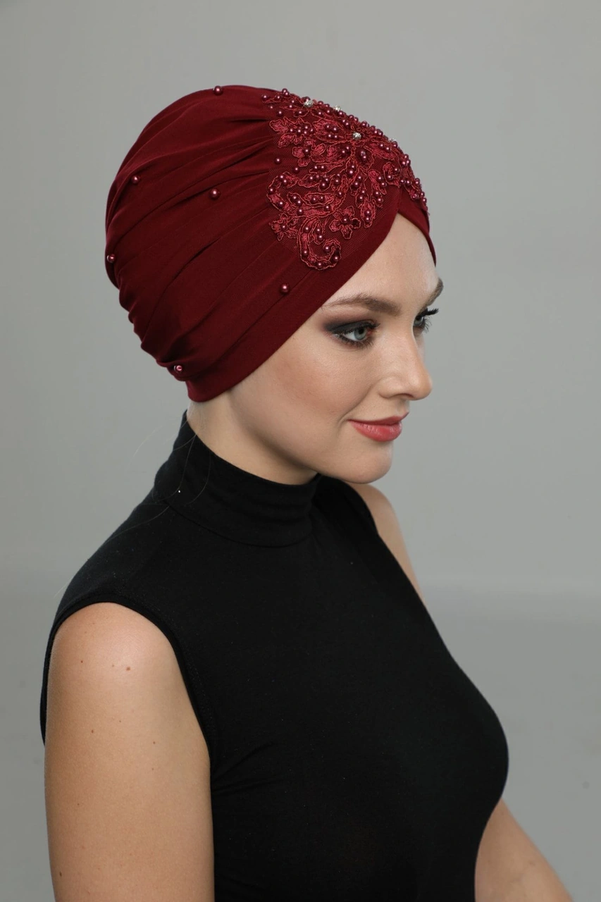 Kopma Astarlı Işlemeli Bordo Dantel Motifli Hazır Türban Tesettür Abiye Bone Bordo Dantel