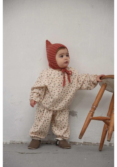 Renkli Çiçek Baskılı Dantelli Şalvar Takım Bej