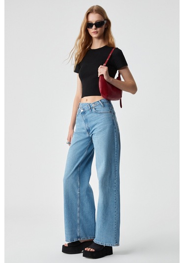 CERAEN  Kadın Slim Kısa Kol Bisiklet Yaka Siyah T-Shirt