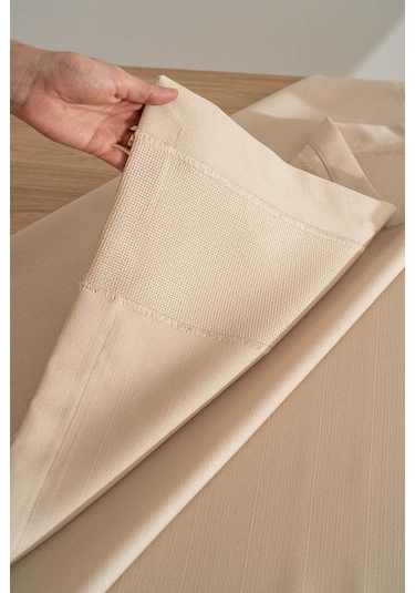 Nora Bej Zarf Köşe Masa Örtüsü 150x220 Cm Bej