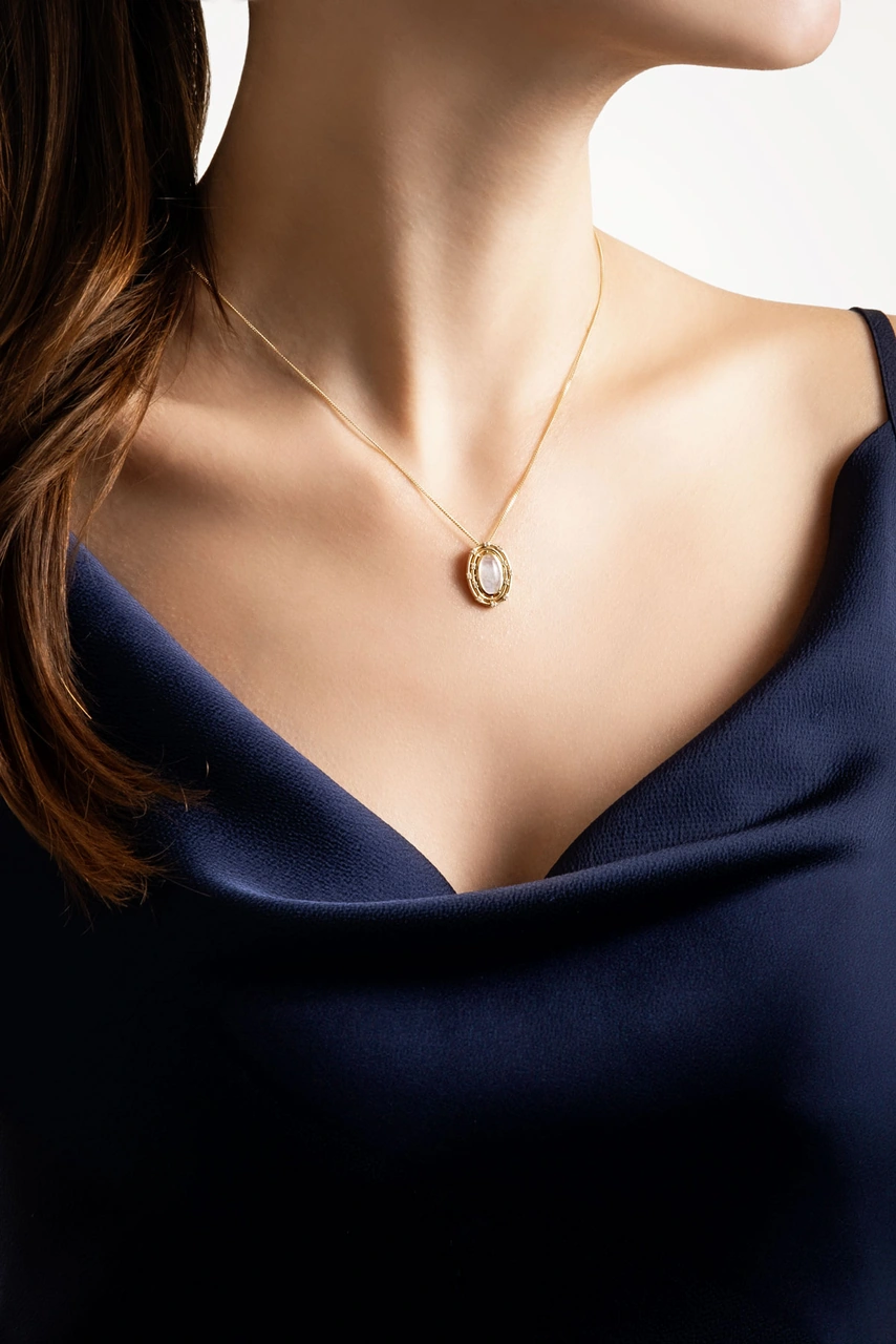 Ay Taşlı 14 Ayar Sarı Altın Pırlanta Kolye