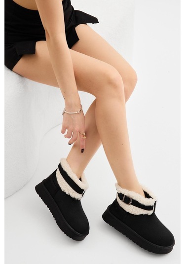 Kalın Poli Taban Kürk Detaylı Süet Görünümlü Kadın Siyah Günlük Bot Tbldy540 Siyah