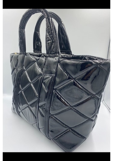 Sentt Parlak Deri Dilimli Zincirli Çanta