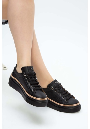 Tamer Tanca Kadın Hakiki Deri Siyah Floter Sneakers & Spor Ayakkabı 937 5022-09 Bn Ayk Y23 Sıyah Floter Siyah