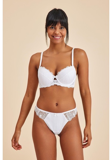 Paris Ekru Balenli Dantelli Dolgulu Push-up Sütyen ekru