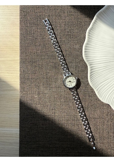 Retro Minimal Boncuk Kordon Vintage Kadın Kol Saati Gümüş Sarı