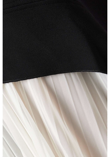 Acler Sudden Midi Elbise - Bonded Crepe - Asimetrik Yaka, Şeffaf Yan Panel Detaylı Siyah
