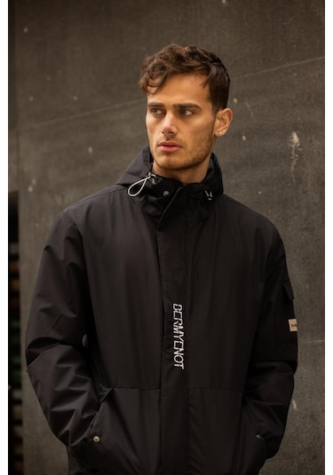 Yarn İçi Astarlı Suya Dayanıklı Kapşonlu Fermuarlı Yağmurluk - Siyah Siyah