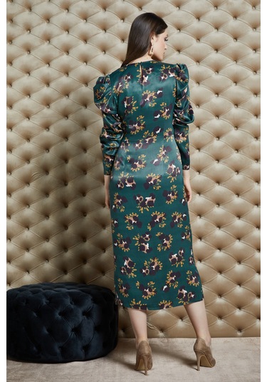 Emprime Desenli Saten Dokulu Midi Elbise Şık Ve Modern Stil Yeşil