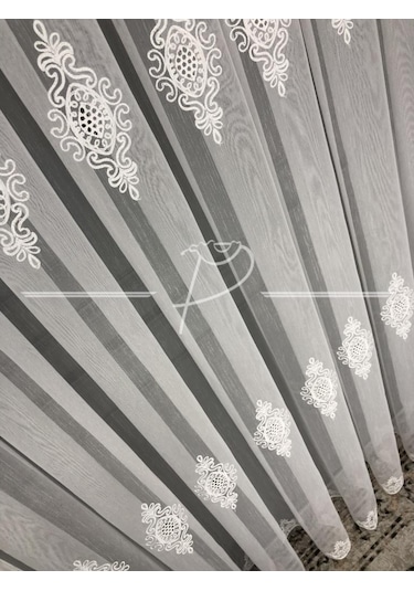 Tül Perde Taç Marka Ekselans Desen Serpme Suzene Motif Çok Renkli