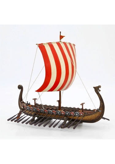Ejderha Başlı Viking Gemi Biblosu