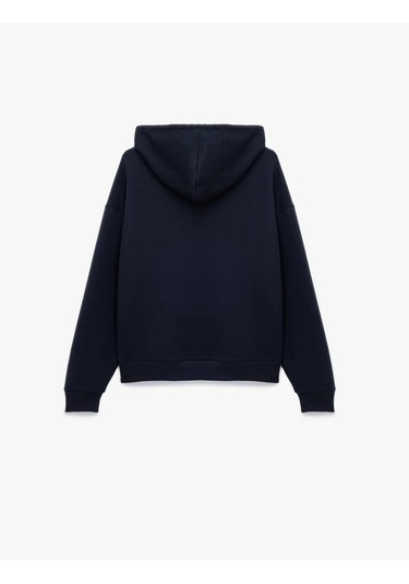 Koton Fermuarlı Kapüşonlu Kanguru Cepli Uzun Kollu Şardonlu Oversize Kadın Sweatshirt 6wak10151nk Lacivert Koton Fermuarlı Kapüşonlu Kanguru Cepli Uzun Kollu Şardonlu Oversize Kadın Sweatshirt 6wak10151nk Lacivert