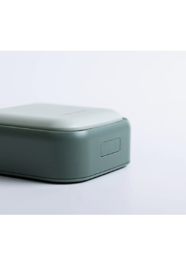 Ditmo Kapaklı 4 Bölmeli Taşınabilir Yeşil İlaç Kutusu Yeşil