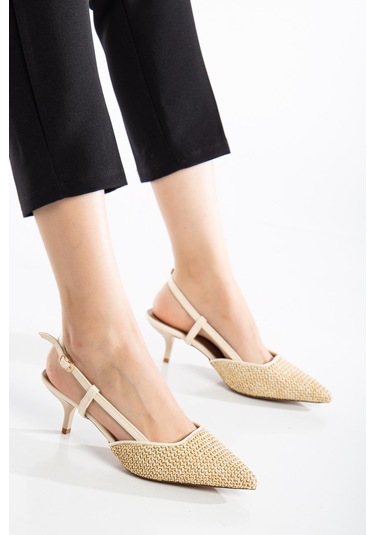 Kadın Kısa Topuklu Ayakkabı Bej Hasır Malzeme İnce Topuk Yan Direkli-3796 Bej