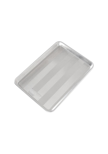 Nordicware Prism Küçük Fırın Tepsisi 40 X 29 Cm - Paslanmaz Çelik