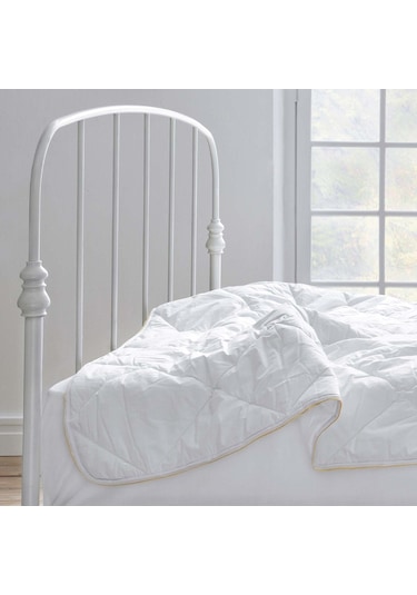 Yataş Bedding Dacron® Hallofıl® Allerban® Yorgan 200 Gr.