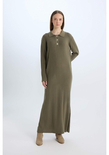 DeFacto Regular Fit Polo Yaka Basic Düz Maxi Triko Elbise D5434AX24WNKH507