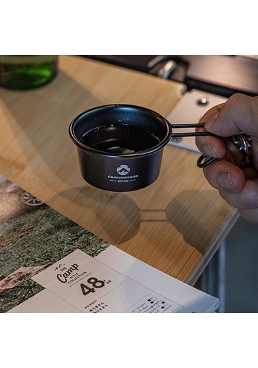 Geeroyoo Paslanmaz Çelik Ölçekli Seyahat Bardağı - Kamp, Hiking Ve Ev Kullanımı İçin Taşınabilir Çok Amaçlı Fincan Siyah