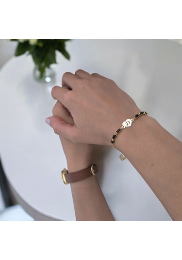 Archin D Harfine Özel 14 Ayar Altın Plakalı Kalp Figürlü Siyah Taş Desenli Hediye Bileklik-351harf D