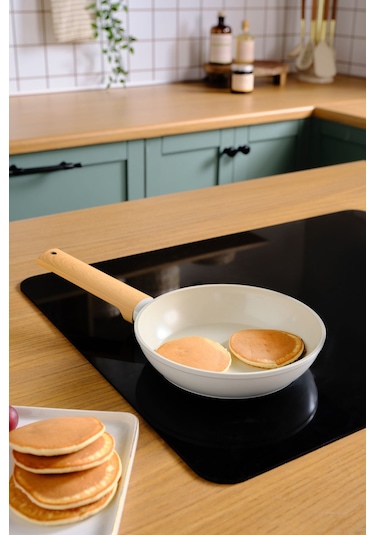 Karaca x Refika Swiss Crystal Almond Cream 18 Cm Tava Ind