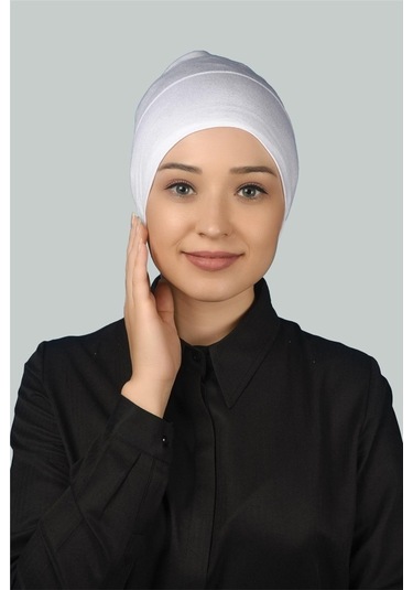 Hazır Pratik Geçmeli Uzun Boru Tesettür Bonesi Beyaz