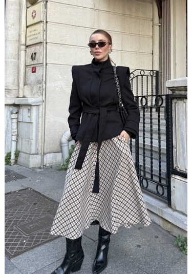 Bej Vatkalı Kuşaklı Kaşe Ceket - 1001 Siyah