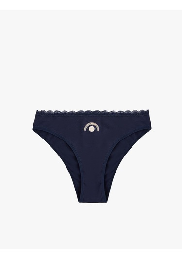 Koton Rahat Kalıp Pamuklu Baskılı Dantel Detaylı String Külot Lacivert 6wlk30062mk Lacivert Koton Rahat Kalıp Pamuklu Baskılı Dantel Detaylı String Külot Lacivert 6wlk30062mk Lacivert